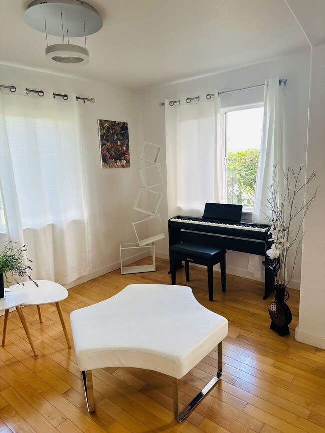 Building Photo - Islands & Bluffs, Maui Lani – Furnished 4-Bedroom, 3-Bath Home