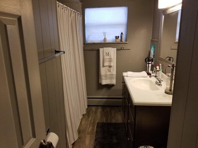 Building Photo - Ridgewood