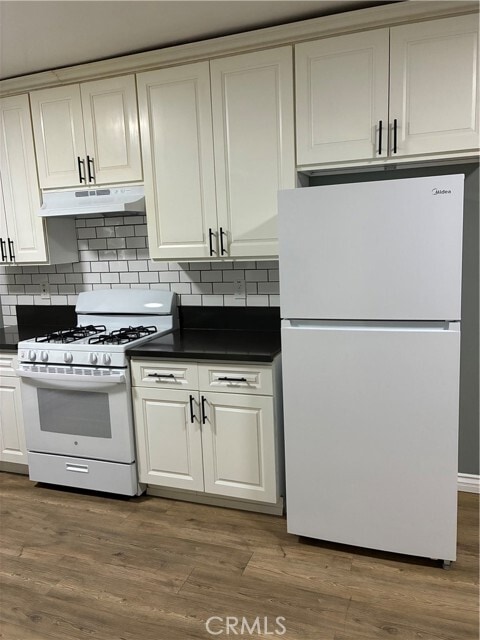 Building Photo - 627 Xenia Ave