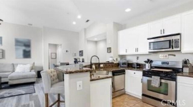 Building Photo - 35876 Hazelhurst St