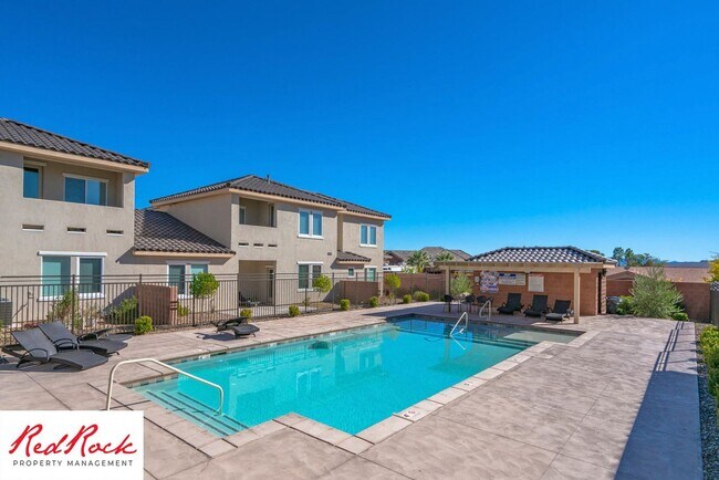 Building Photo - 3 Bedroom, 2.5 Bathroom Townhome in Ivins City
