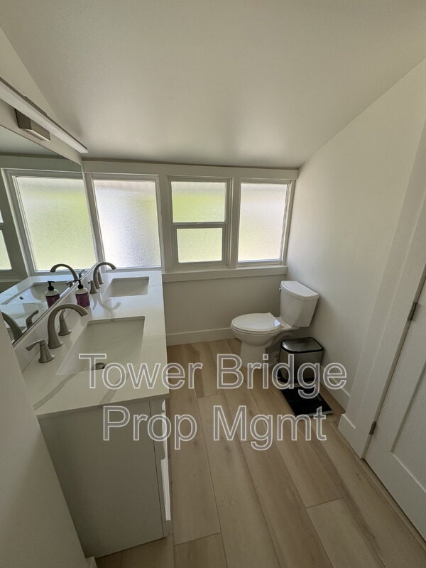 Building Photo - 3897 7th Ave