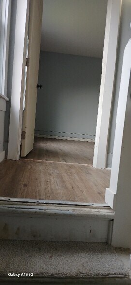 Building Photo - 42 W Cayuga St