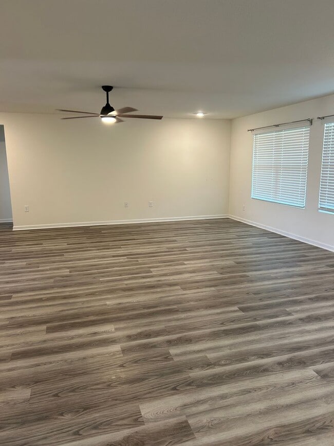Building Photo - 4BR/2BA Gulf Shores home with community pool