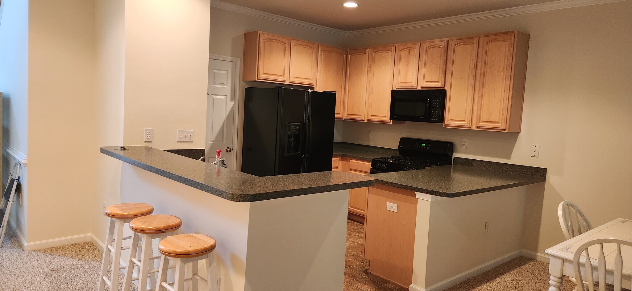 Kitchen - 508 Summerset Ct