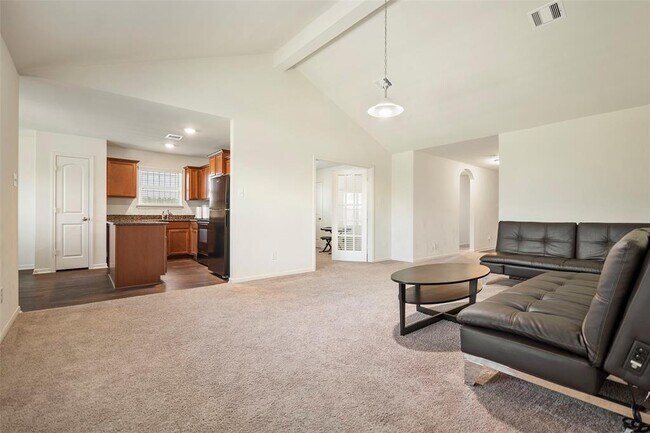 Building Photo - 12730 Pelican Bay Dr