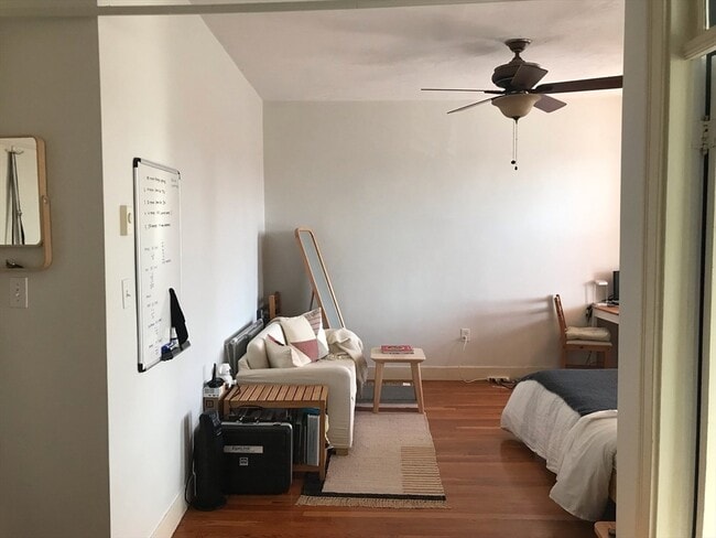 Building Photo - 85 Park Dr