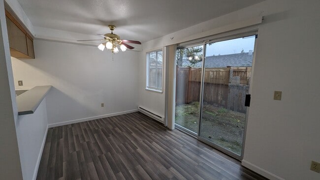 Building Photo - 115 124th St SE