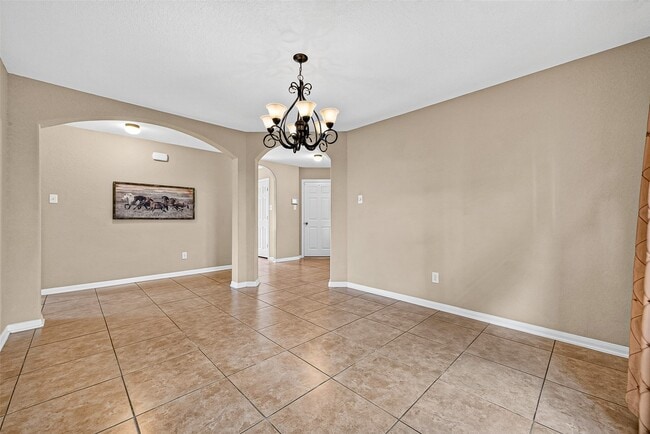 Building Photo - 26738 Henson Falls Dr