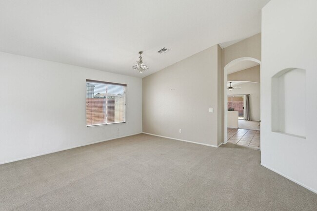 Building Photo - Single level home in Norterra on corner lot
