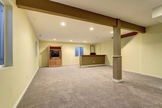 Building Photo - The Meadows of Castle Rock Ranch home w/finished basement & Mountain Views.