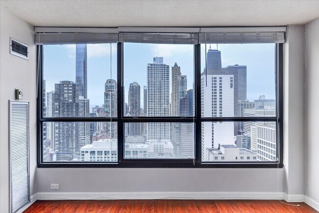 Building Photo - 405 N Wabash Ave