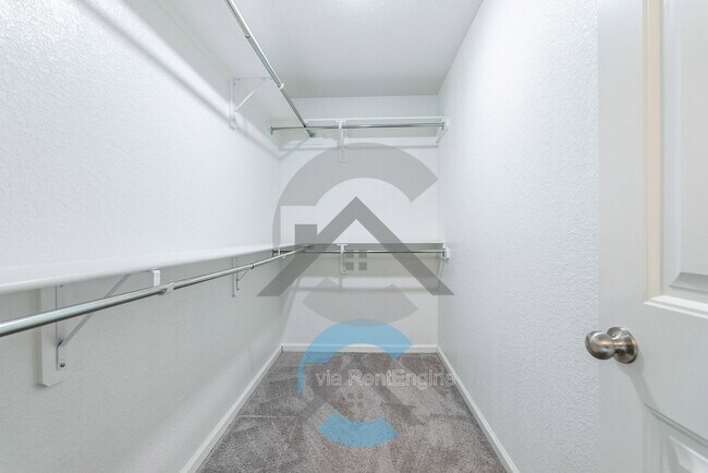 Building Photo - 1155 Gallery Dr