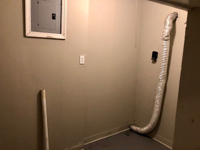 Building Photo - Benton Park West 3bd/1ba Single Family Home