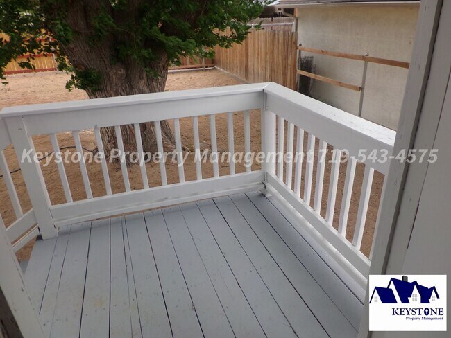 Building Photo - Charming Southside Victorian Tri-plex - Ap...
