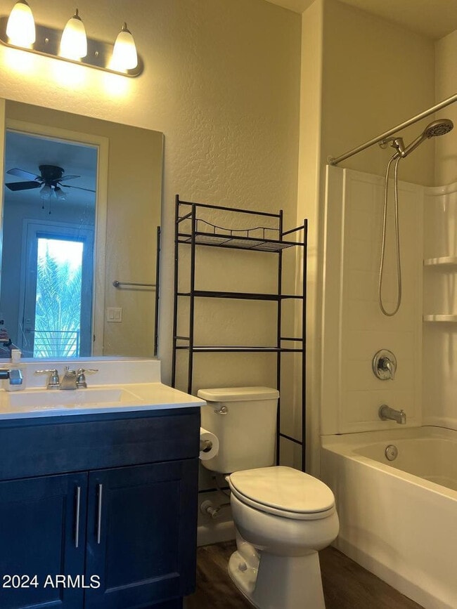 Building Photo - 2090 S Dorsey Ln