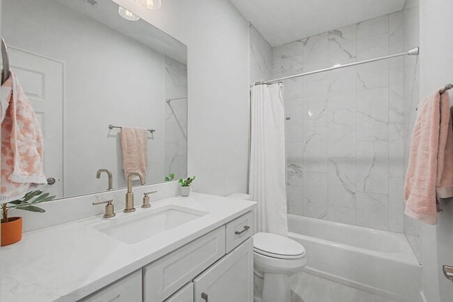 Building Photo - 3179 Sassafras Ln