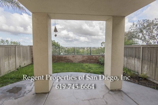 Building Photo - 1358 Callectia Aquilla Norte