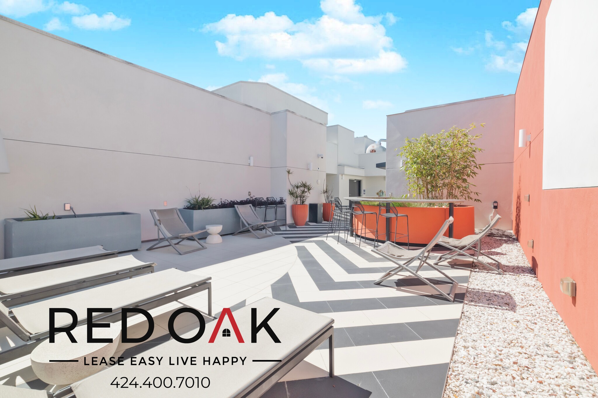 Building Photo - 11405 Chandler Blvd