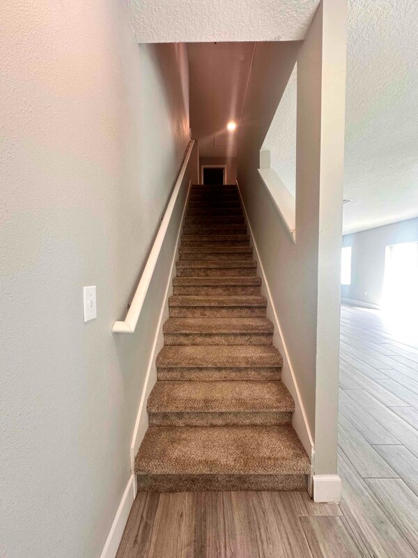 Building Photo - 4441 Lindever Ln