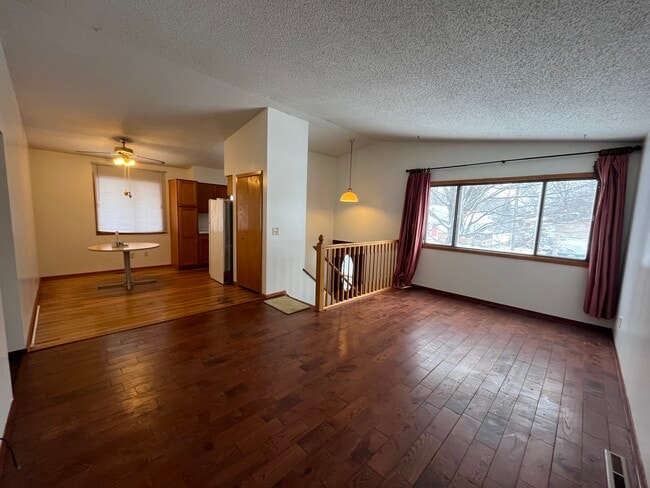 Building Photo - 2175 Cedar Ln