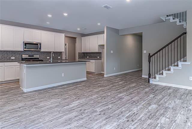Building Photo - 448 Ella Ln