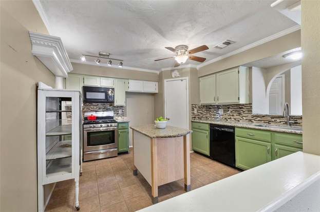 Building Photo - 14947 Heritage Wood Dr