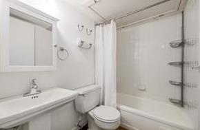 Building Photo - 6910 Hart Ln