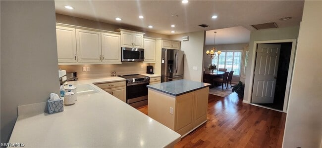 Building Photo - 1417 Foxfire Ln