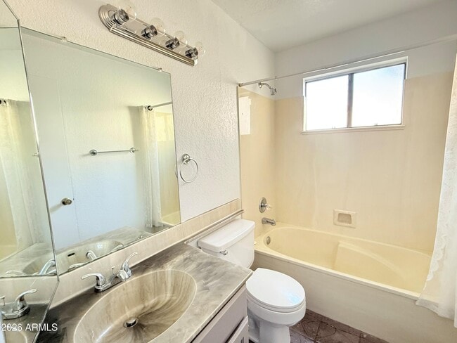 Building Photo - 1222 W Baseline Rd