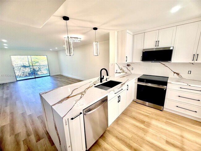 Building Photo - 1151 SW 128th Terrace