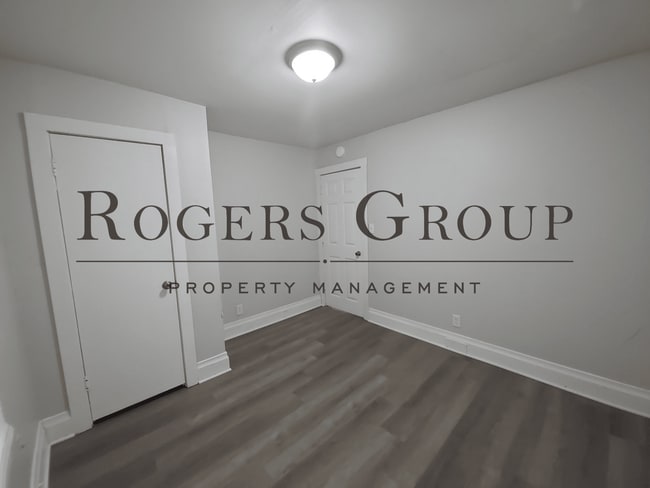 Building Photo - 710 Roberson St