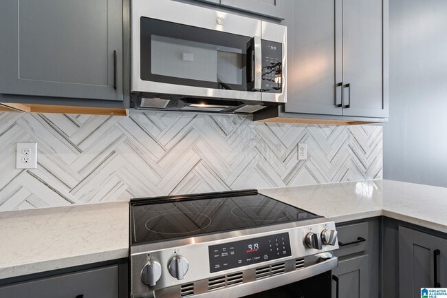 Building Photo - 1712 MEERSTONE Ln