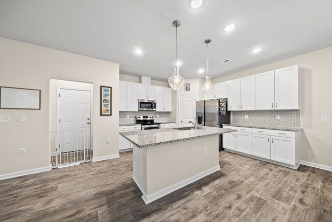 Building Photo - BEAUTIFUL HOME IN LILLINGTON AWAITS YOU!