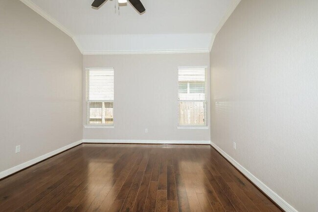 Building Photo - 6815 Durango Creek Dr