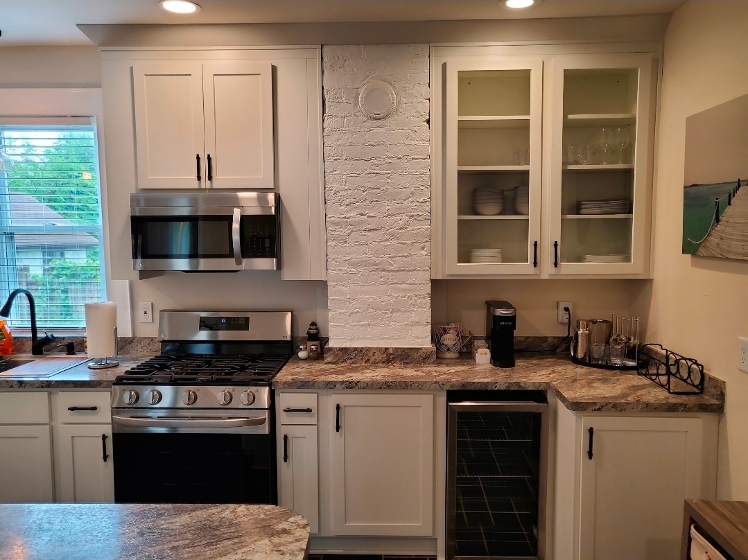 Kitchen with Beverage Fridge - 1614 Michigan Blvd