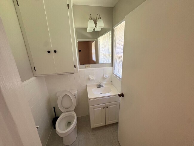 Building Photo - 104 Herty Dr