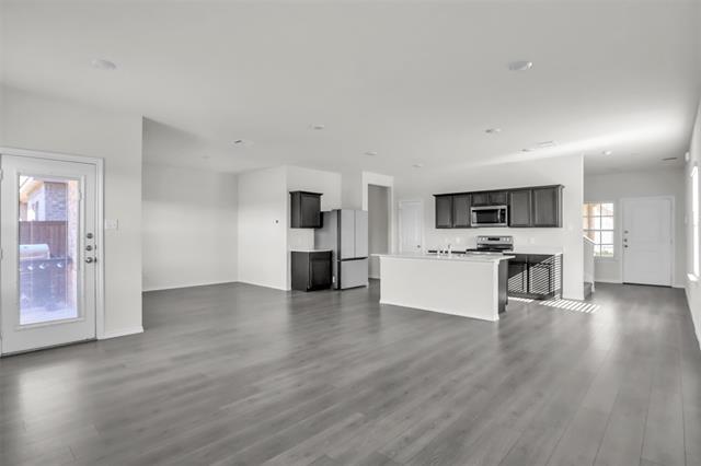 Building Photo - 3328 Perman Dr