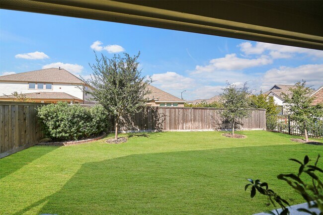 Building Photo - 19102 Brazos Bend Park Dr