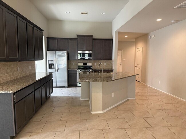 Building Photo - 4606 Terrazza Verde Dr