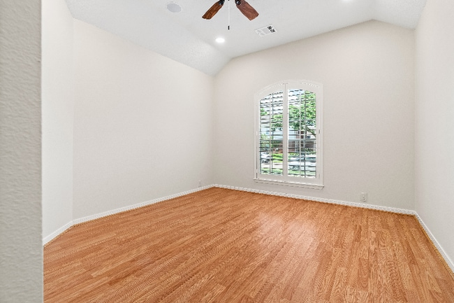 Building Photo - 7522 Broken Oak Ln