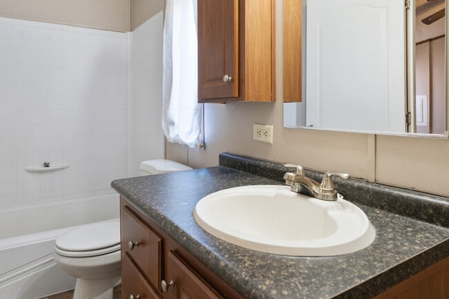 Building Photo - 720 Pritchett Ln