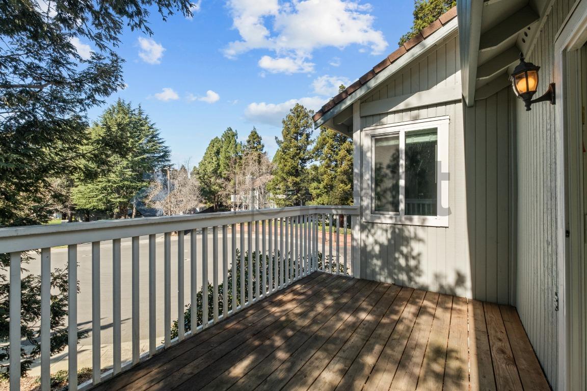 Building Photo - 1894 Shirley Dr