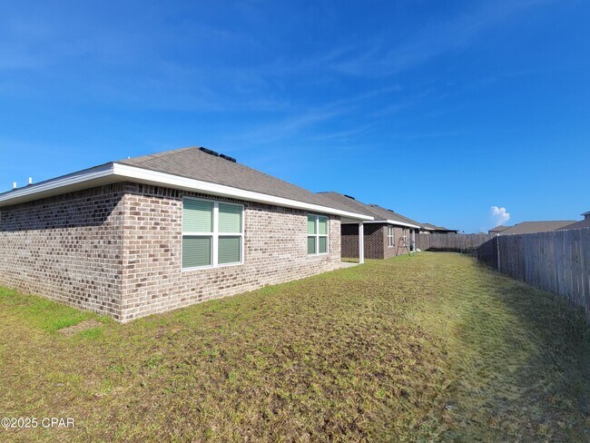Building Photo - 4745 Firefly Ln