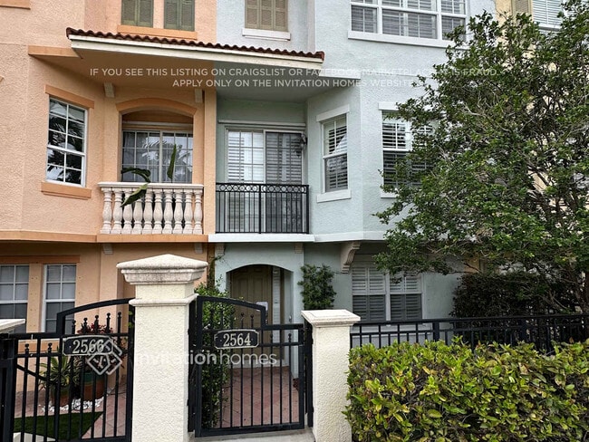 Building Photo - 2564 Gardens Pkwy