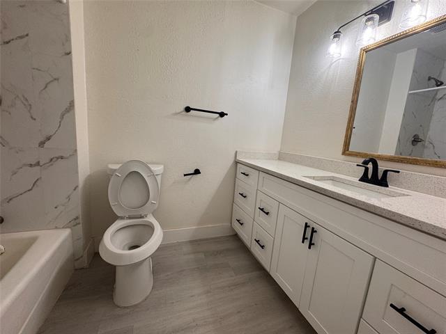 Building Photo - 2910 Portsmouth Dr