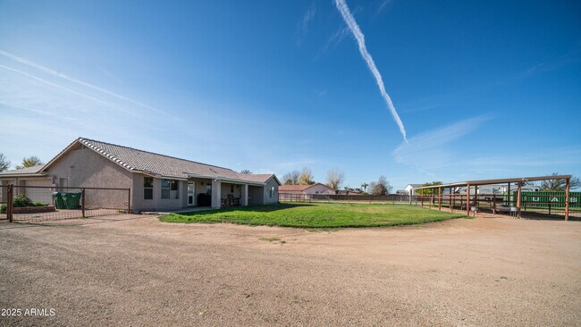 Building Photo - 15310 E Vía Del Palo