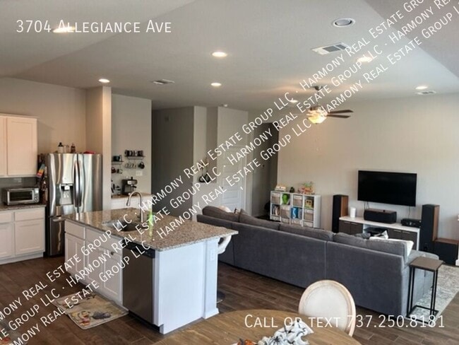 Building Photo - 3704 Allegiance Ave