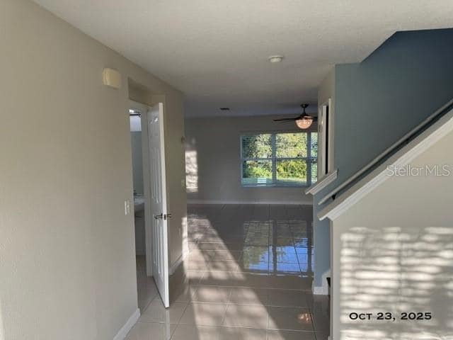 Building Photo - 413 Country Cottage Ln