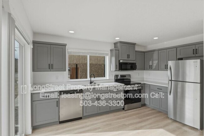 Building Photo - 820 S 19th St